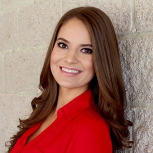 Meet your Posher, Lynsey